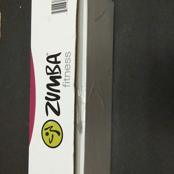 Nwot. Zumba fitness kit. - Picture 3 of 7